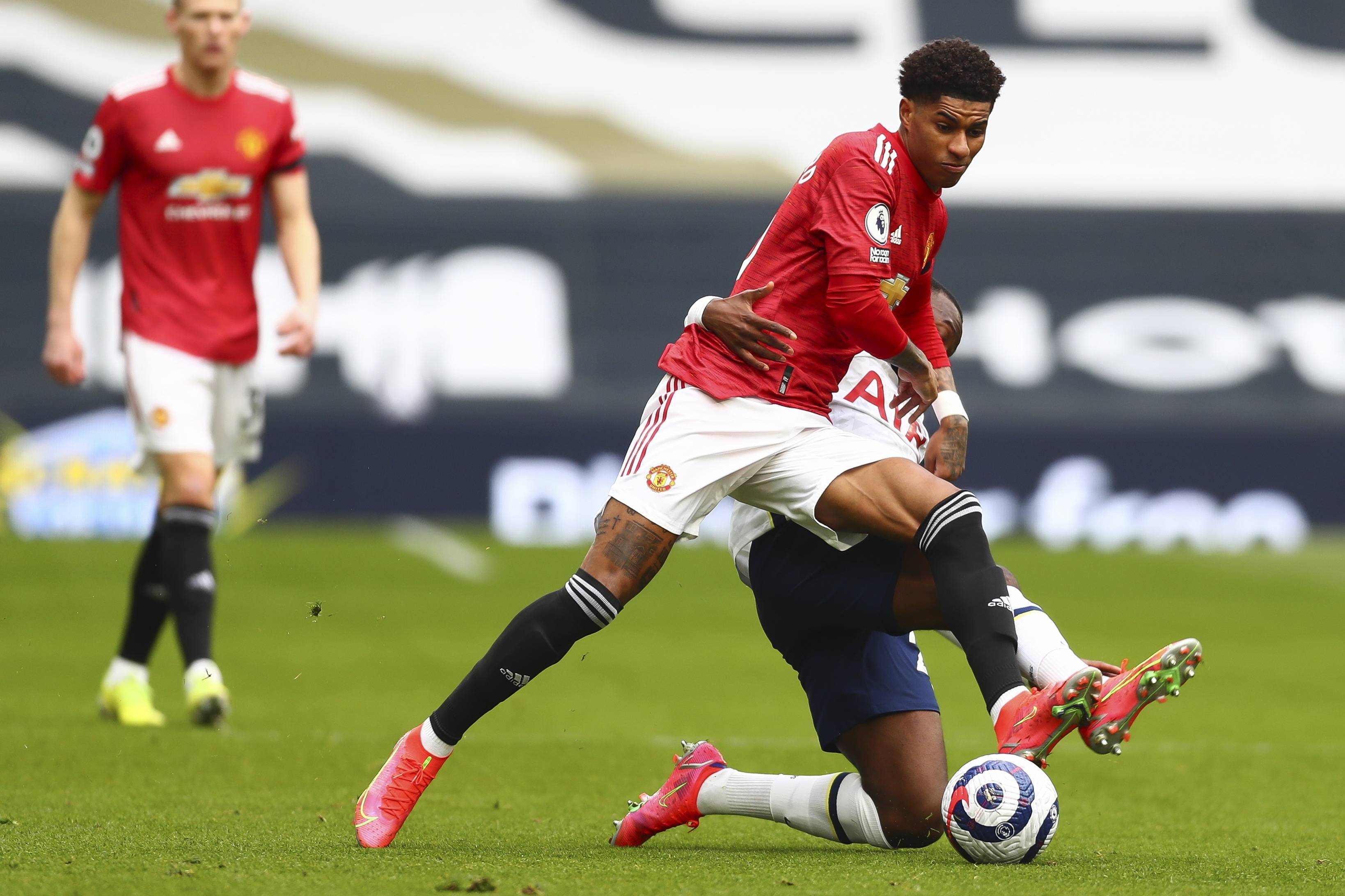 阿拉巴同样 阿拉巴同样